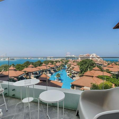 Luxury Azizi Mina Beachfront Apartments ドバイ エクステリア 写真